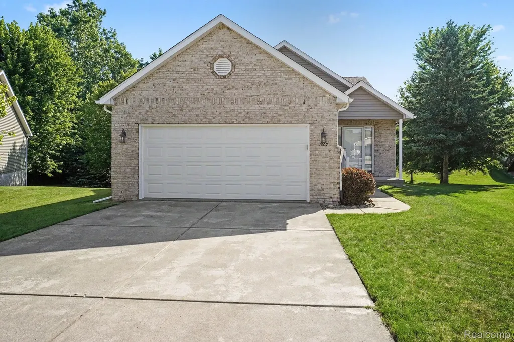 1007 Foxglove Lane Davison Township MI 48423
