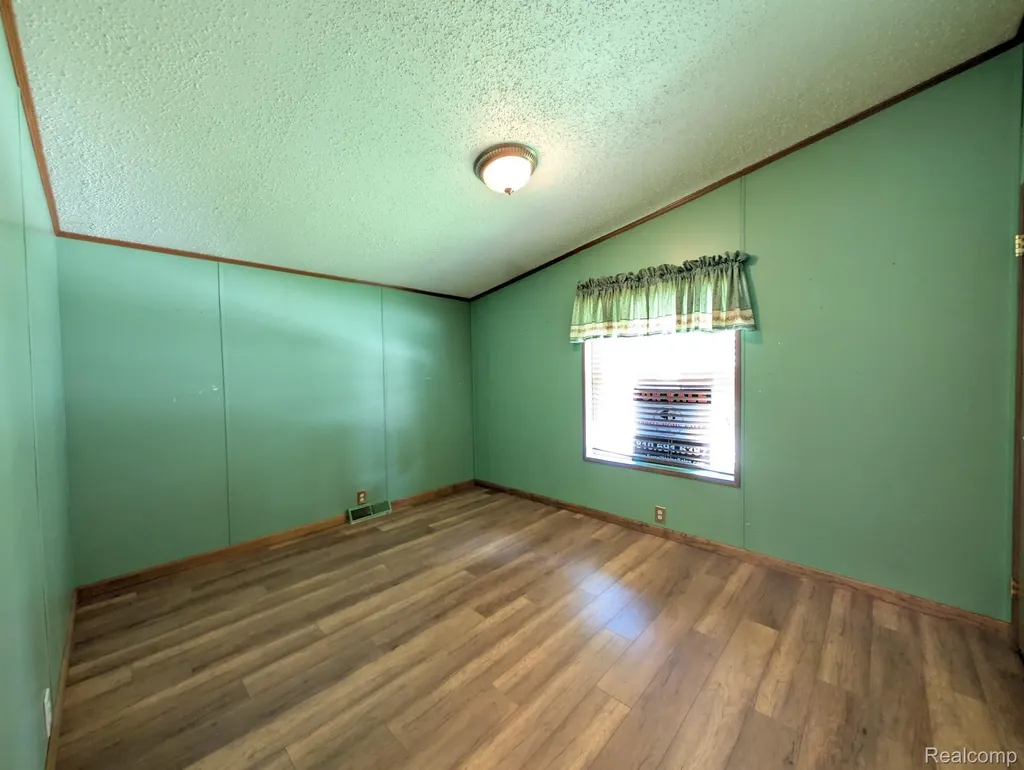 4024 E 54th Street Mt. Morris City MI 48458