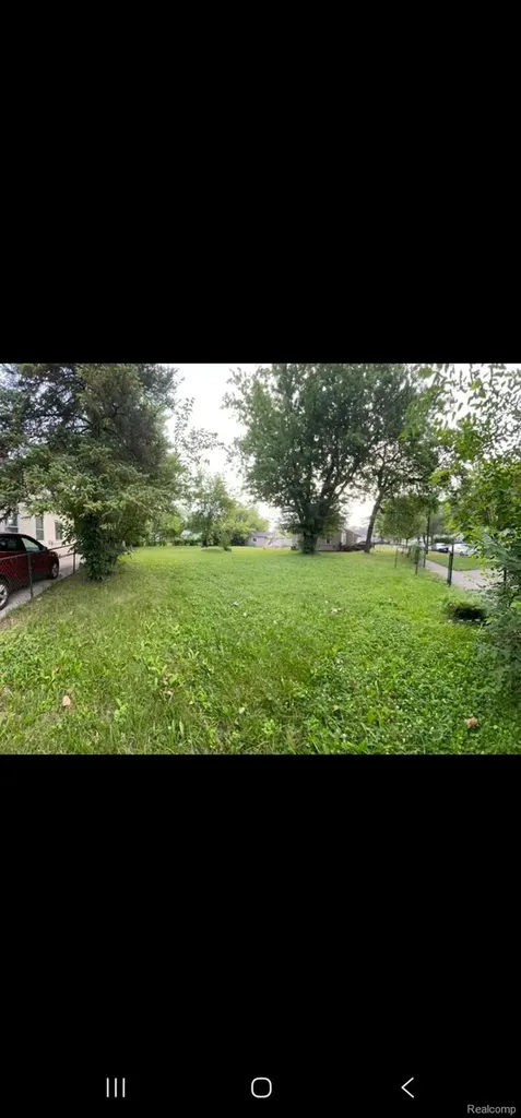 29080 Powers Street Westland City MI 48186