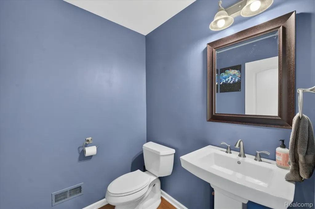 2557 Solace Drive Commerce Charter Township MI 48382