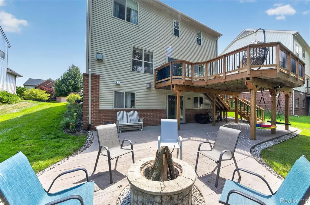 2557 Solace Drive Commerce Charter Township MI 48382