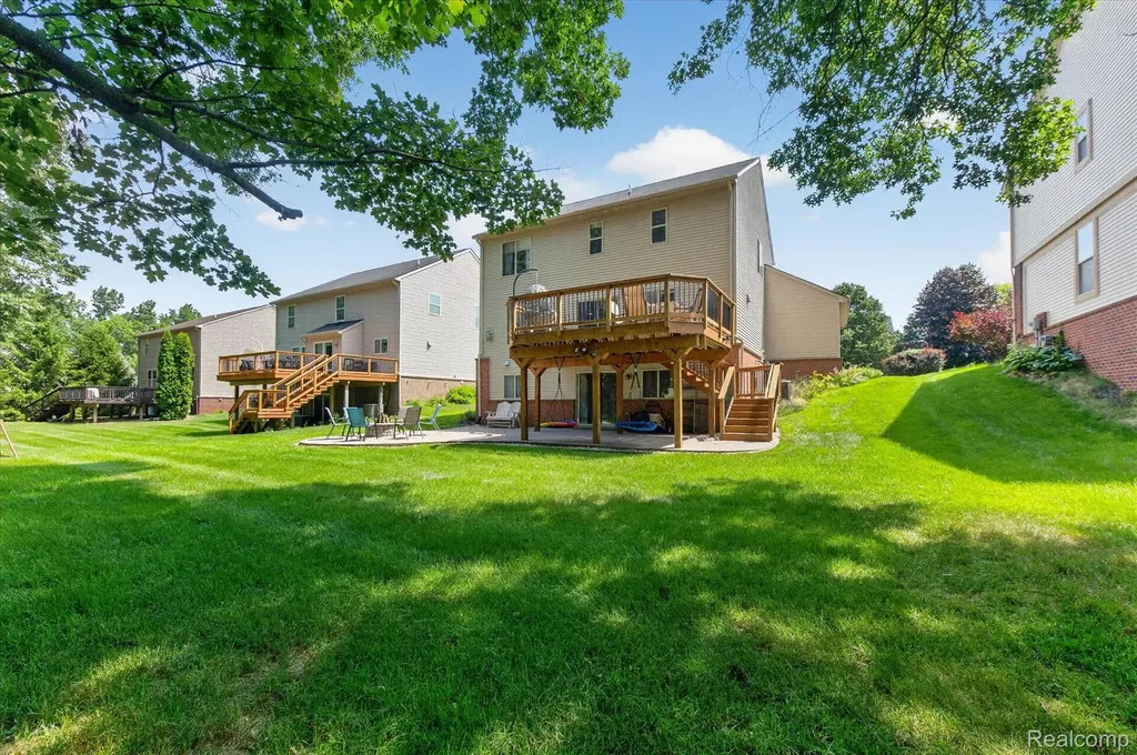 2557 Solace Drive Commerce Charter Township MI 48382