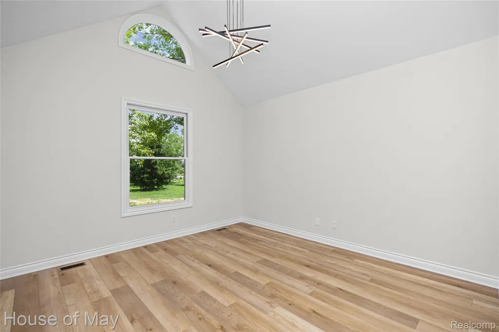 6411 Lapham Court Salem Township MI 48170