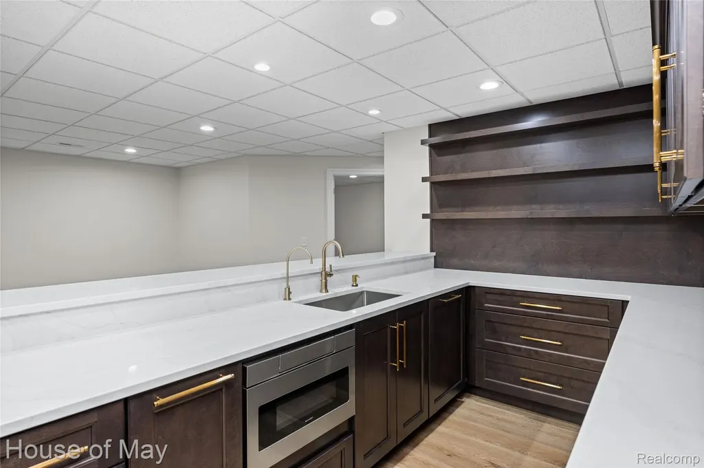 6411 Lapham Court Salem Township MI 48170