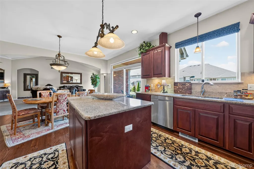 17785 Goldeneye Drive Clinton Charter Township MI 48038
