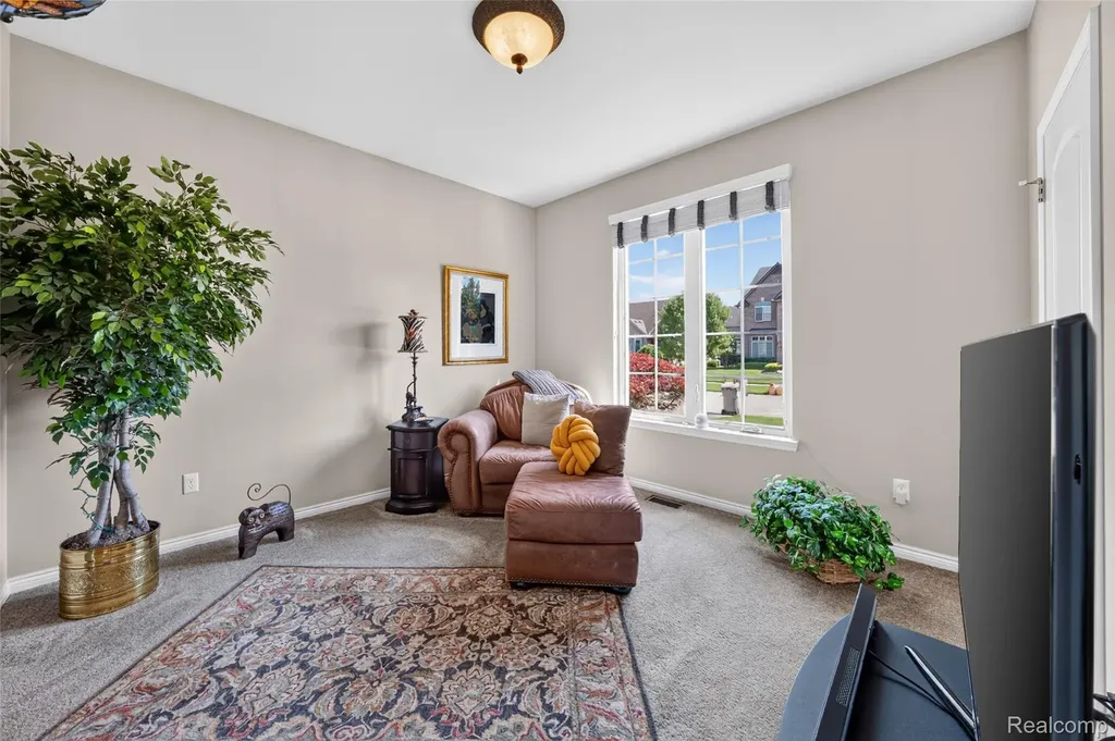 17785 Goldeneye Drive Clinton Charter Township MI 48038