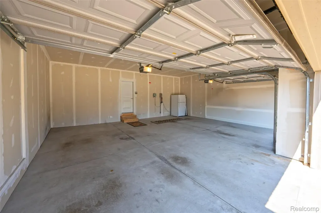 17785 Goldeneye Drive Clinton Charter Township MI 48038