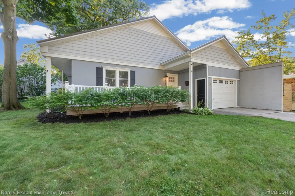 3473 Armour Street Port Huron City MI 48060