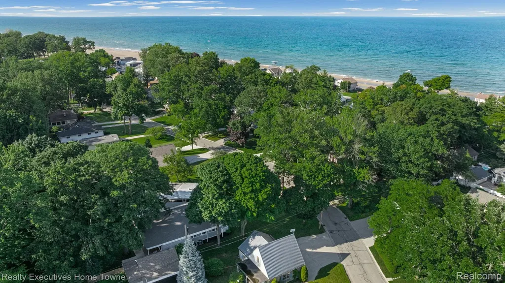 3473 Armour Street Port Huron City MI 48060
