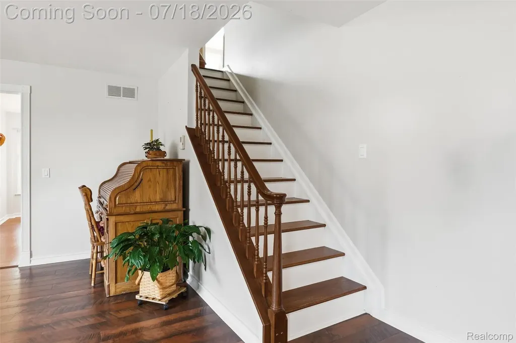 6574 Marshall Street Canton Charter Township MI 48187