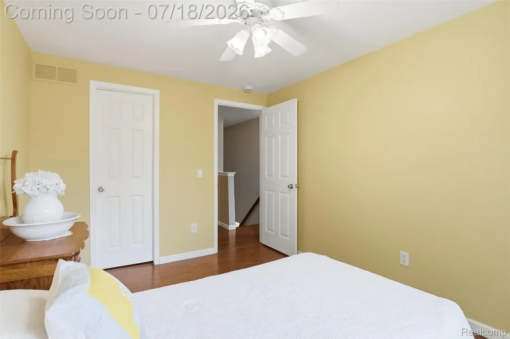6574 Marshall Street Canton Charter Township MI 48187