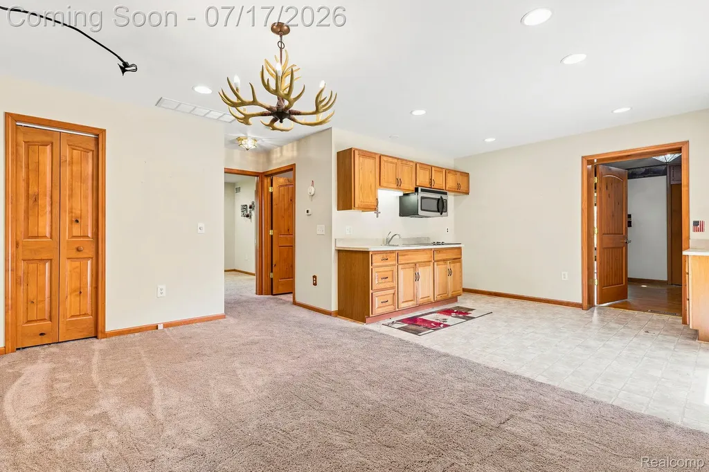 9805 Dolan Road Columbus Township MI 48063