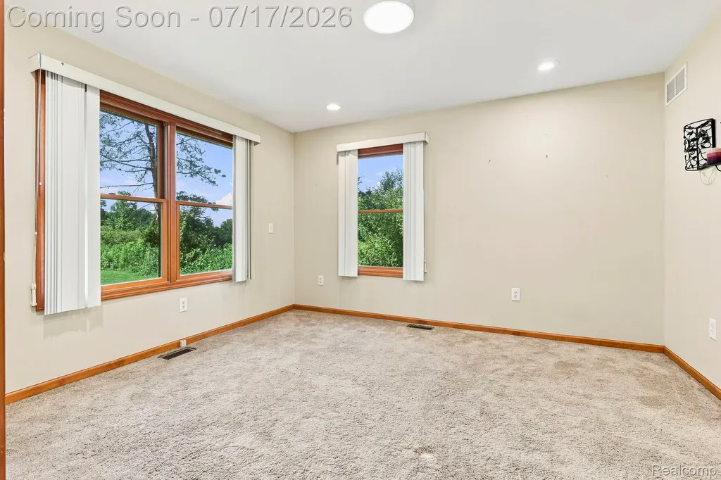 9805 Dolan Road Columbus Township MI 48063