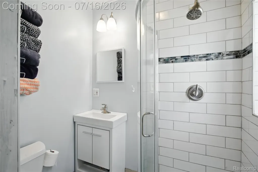 306 N Kenwood Avenue Royal Oak City MI 48067