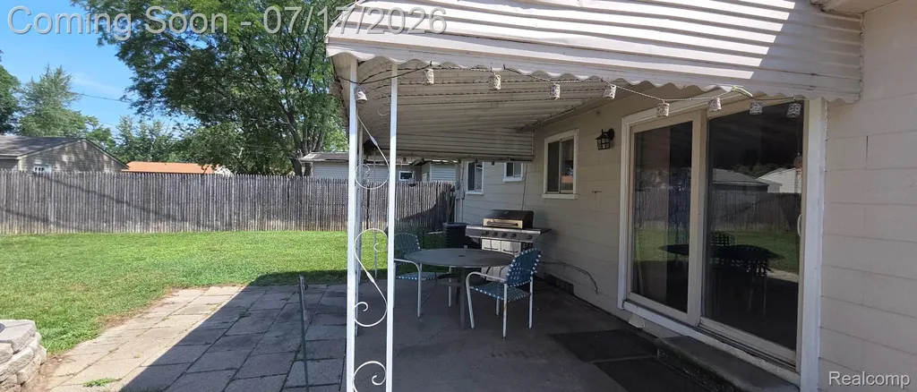 220 S Wildwood Street Westland City MI 48186