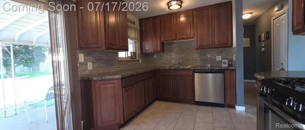 220 S Wildwood Street Westland City MI 48186
