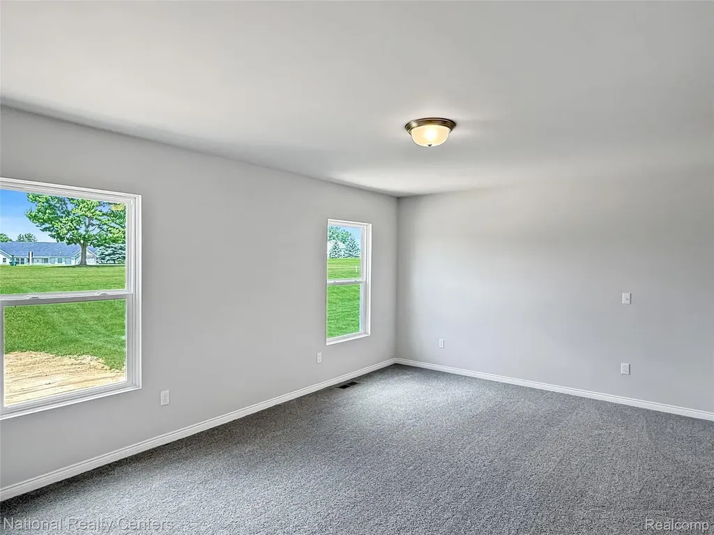 390 Devonshire Drive Lapeer City MI 48446