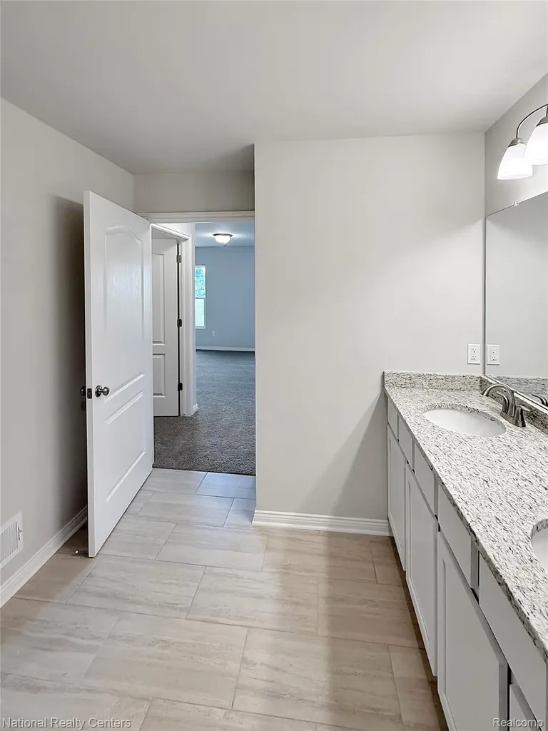 390 Devonshire Drive Lapeer City MI 48446