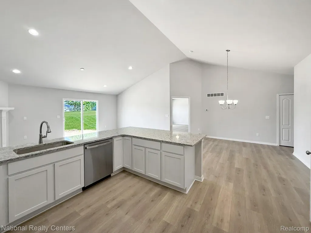 390 Devonshire Drive Lapeer City MI 48446