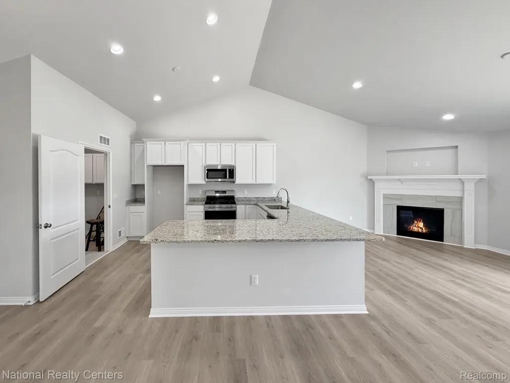 390 Devonshire Drive Lapeer City MI 48446