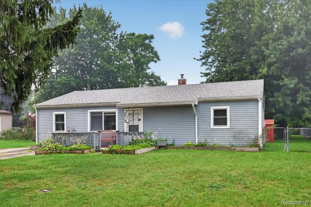 3872 Queensbury Road Orion Charter Township MI 48359