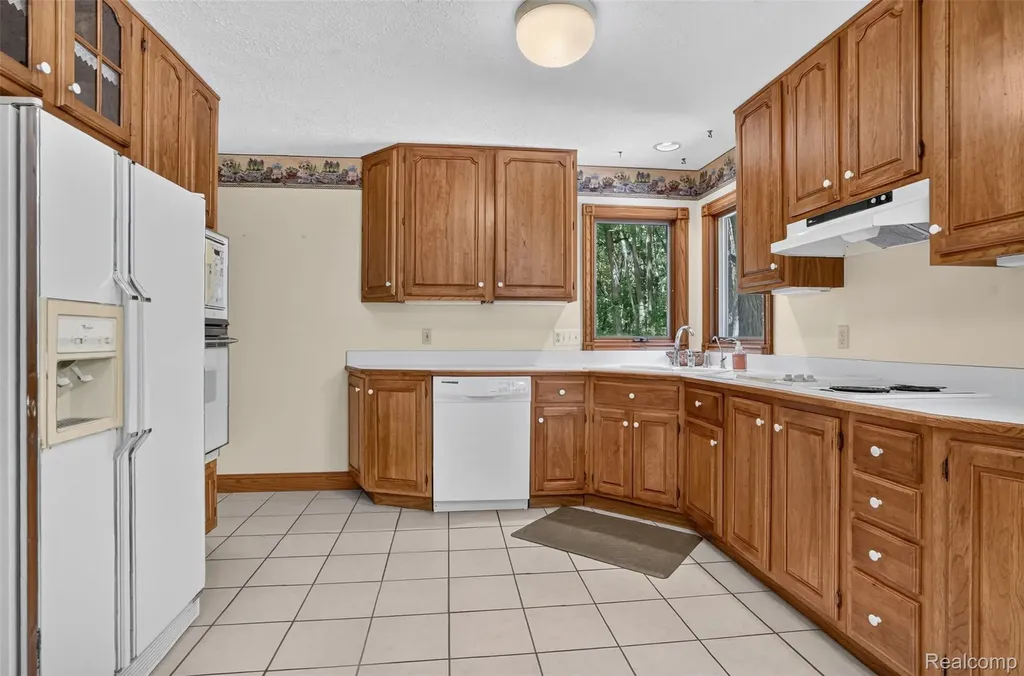 1919 Fox Ridge Drive Marion Township MI 48843