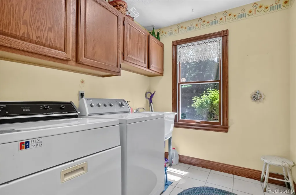 1919 Fox Ridge Drive Marion Township MI 48843