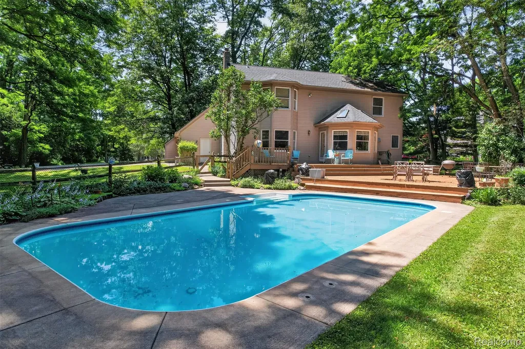 1919 Fox Ridge Drive Marion Township MI 48843