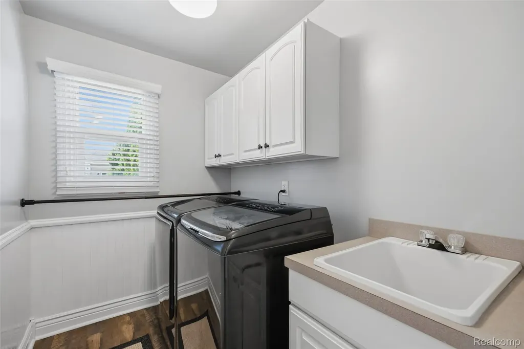 49032 Kennesaw Court Canton Charter Township MI 48187