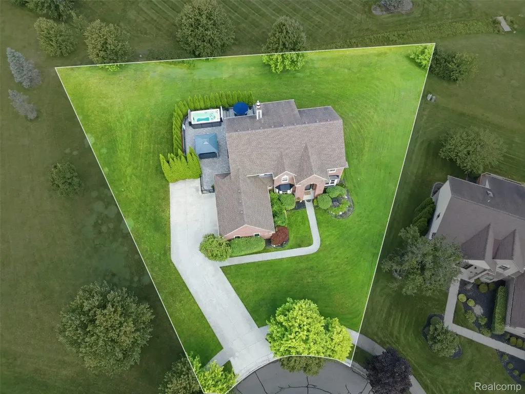 49032 Kennesaw Court Canton Charter Township MI 48187