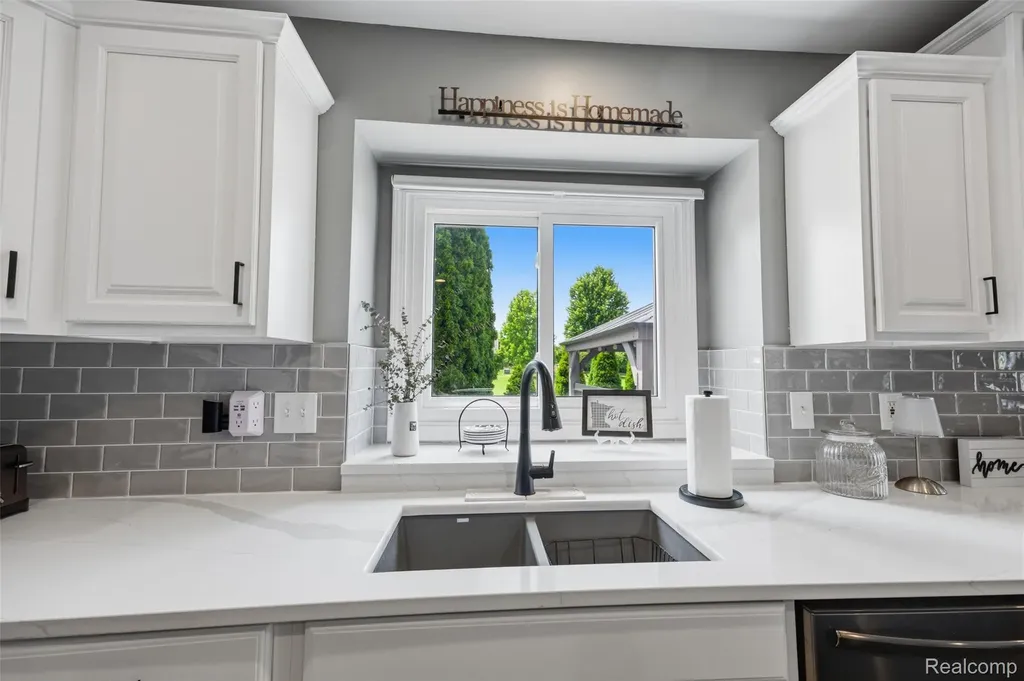49032 Kennesaw Court Canton Charter Township MI 48187