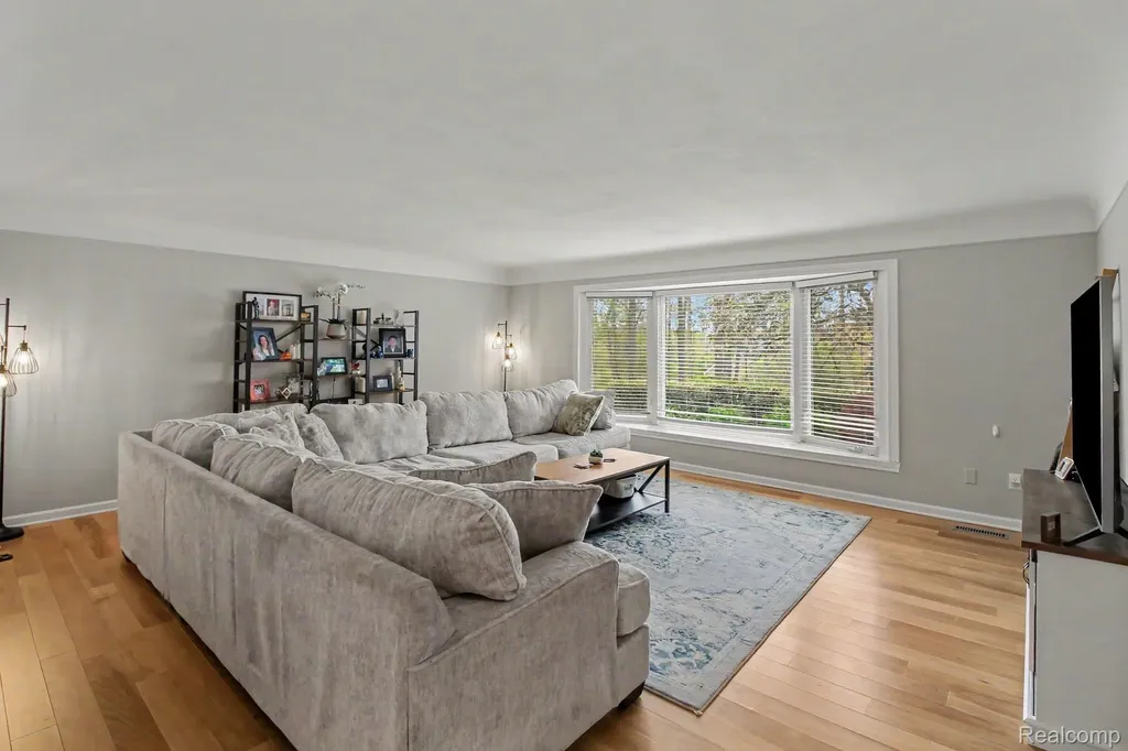 2601 Old Plank Road Milford Charter Township MI 48381