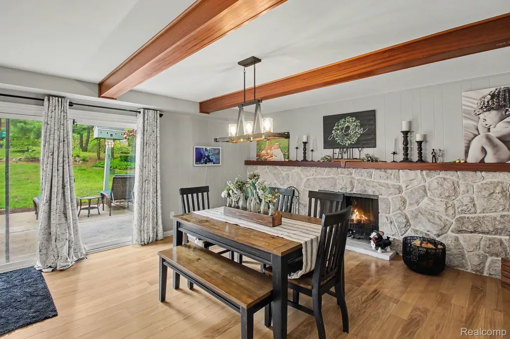 2601 Old Plank Road Milford Charter Township MI 48381