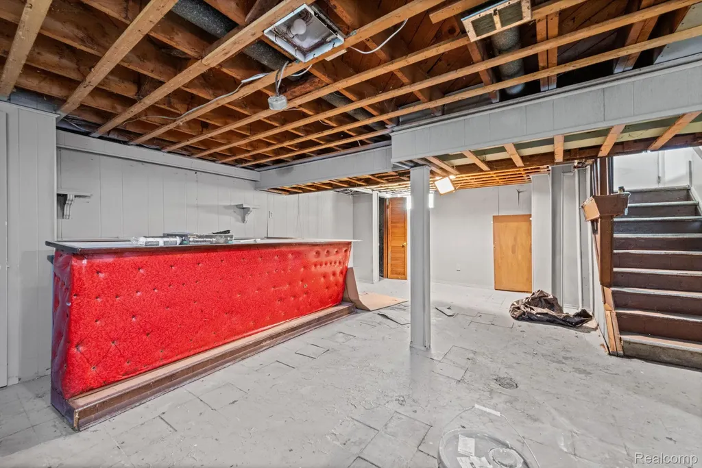 1601 S Bassett Street Detroit City MI 48217