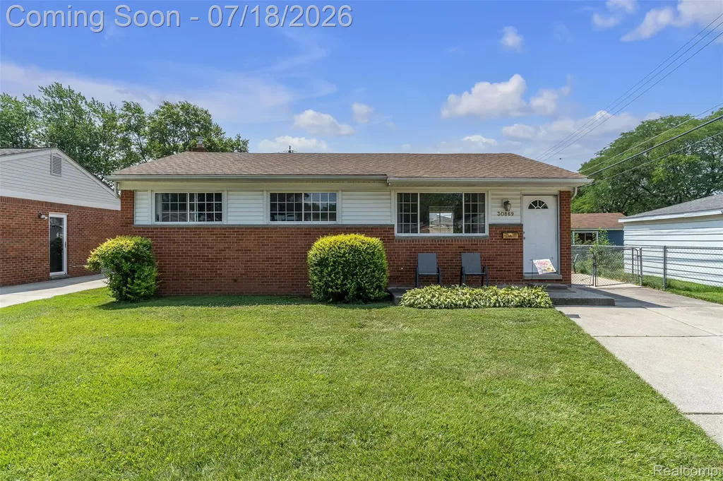 30869 Stephen Ct Court Westland City MI 48185