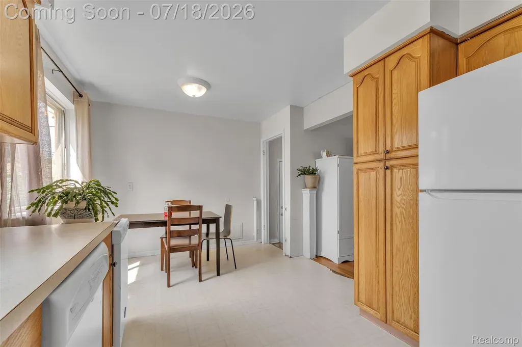 30869 Stephen Ct Court Westland City MI 48185
