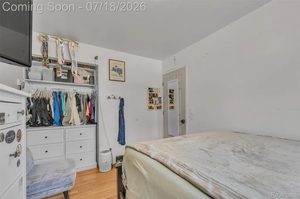 30869 Stephen Ct Court Westland City MI 48185