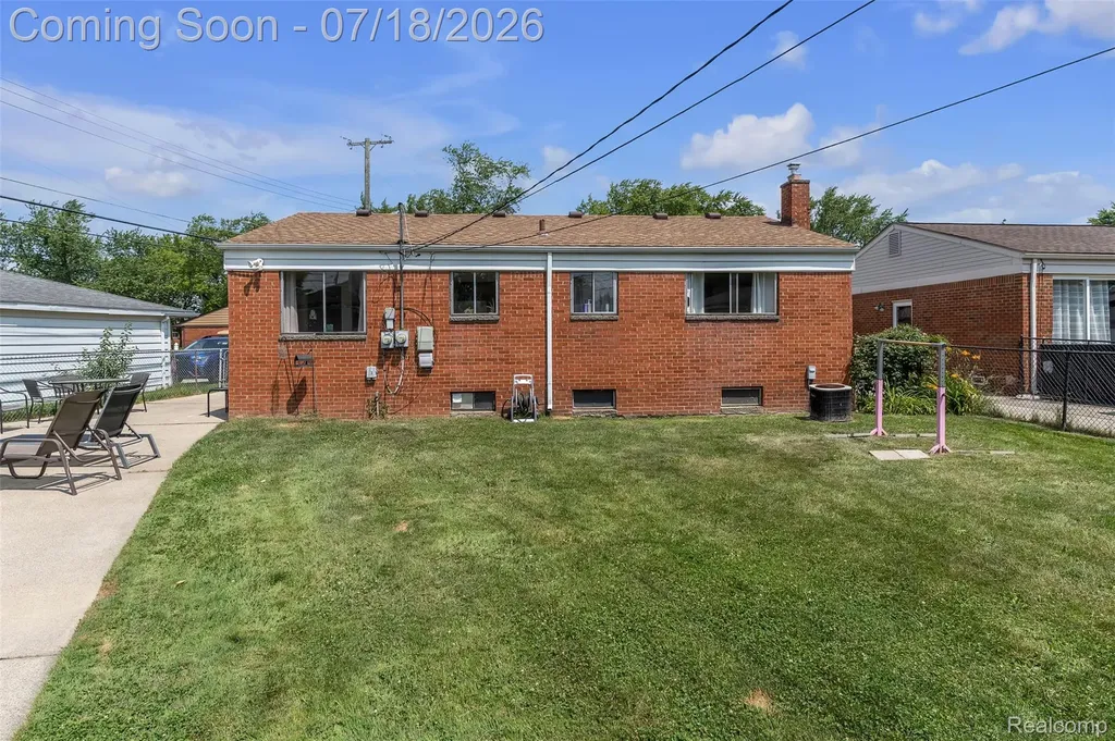 30869 Stephen Ct Court Westland City MI 48185