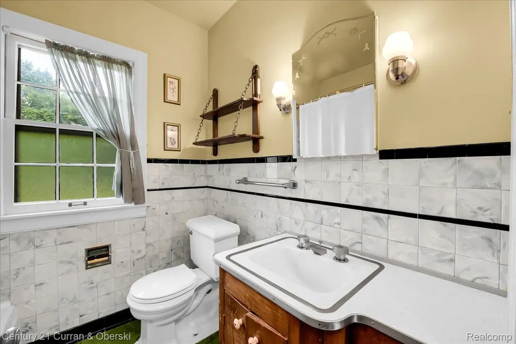 9428 Ball Street Plymouth Charter Township MI 48170