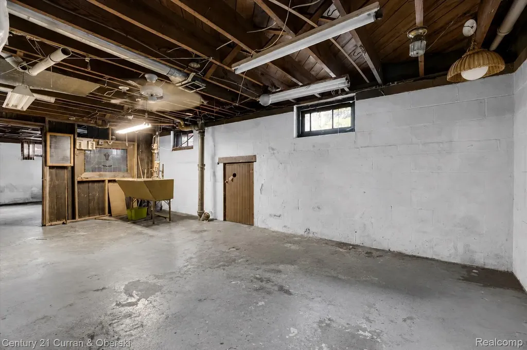 9428 Ball Street Plymouth Charter Township MI 48170