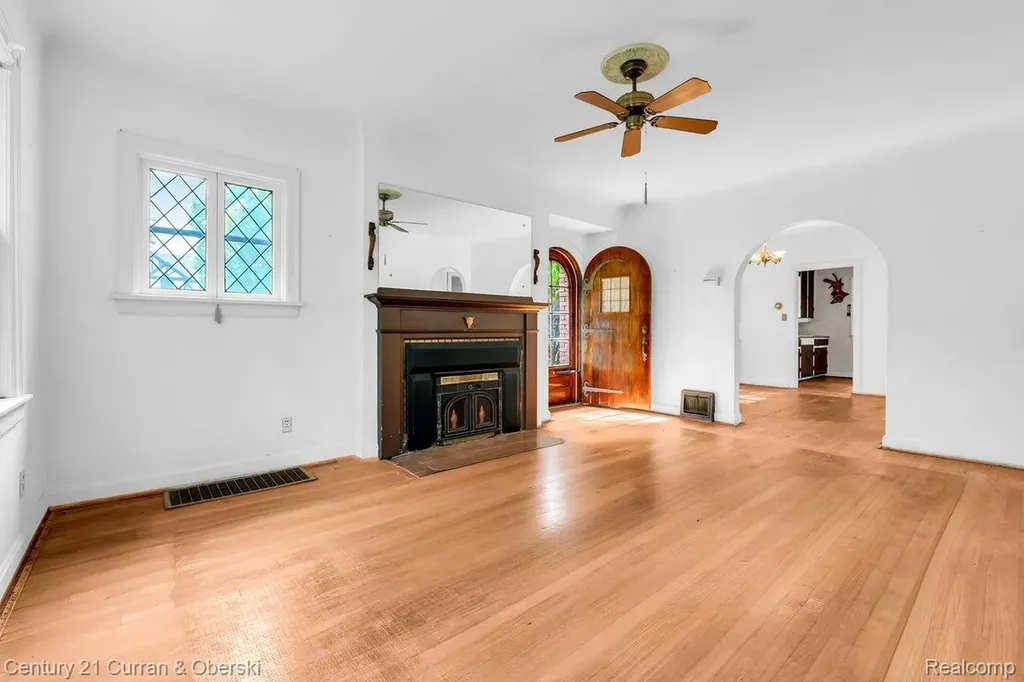 9428 Ball Street Plymouth Charter Township MI 48170
