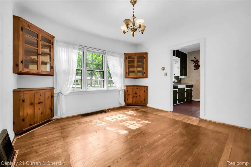 9428 Ball Street Plymouth Charter Township MI 48170