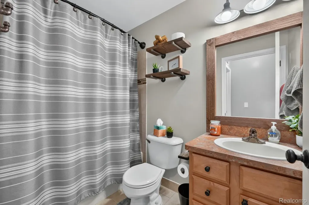 51844 Adler Park Drive E Chesterfield Township MI 48051