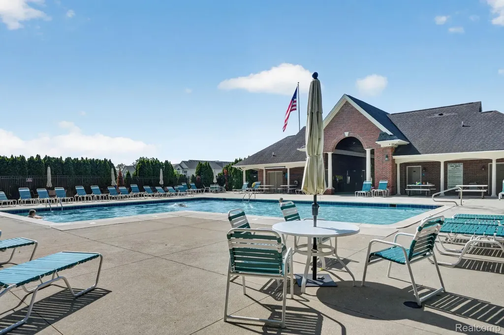 51844 Adler Park Drive E Chesterfield Township MI 48051