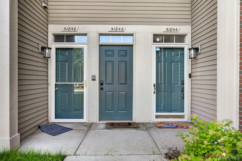 51844 Adler Park Drive E Chesterfield Township MI 48051