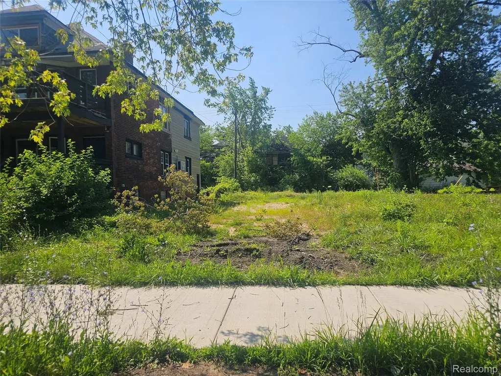 3757 Whitney Street Detroit City MI 48206