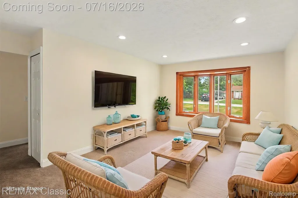 22900 Valerie Street Lyon Charter Township MI 48178