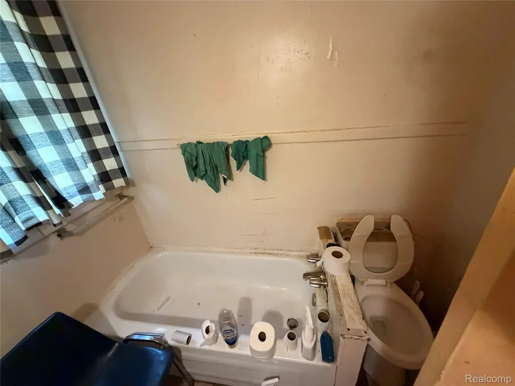 1636-1638 Virginia Park Street Detroit City MI 48206