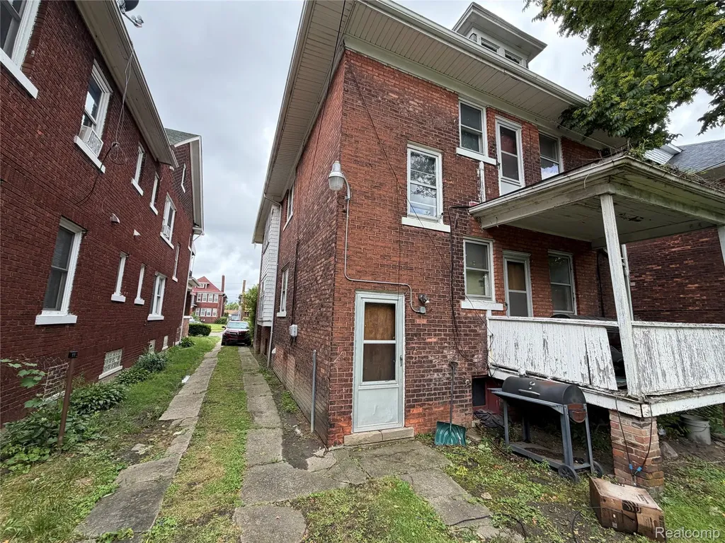 1636-1638 Virginia Park Street Detroit City MI 48206