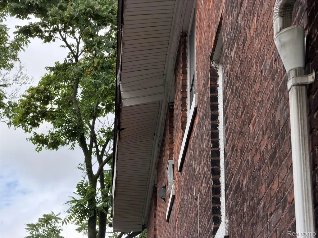 1636-1638 Virginia Park Street Detroit City MI 48206